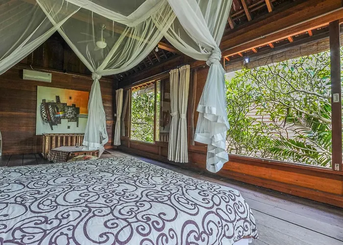 Sari Bamboo Villa
