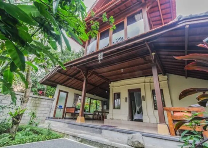 Villa Sari Bamboo *