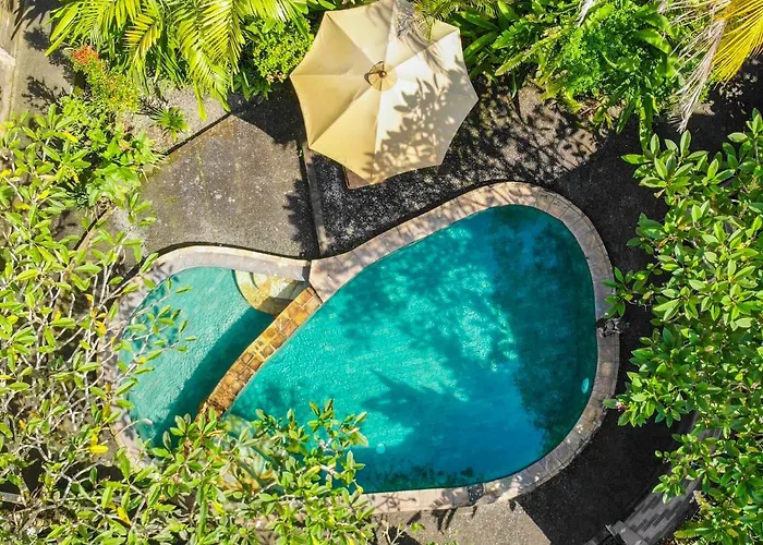 Sari Bamboo Villa *